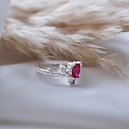 Doğal ruby taşlı özel tasarım yüzük