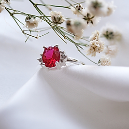 Doğal ruby taşlı özel tasarım yüzük