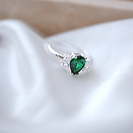 doğal zümrüt taşlı özel tasarım yüzük